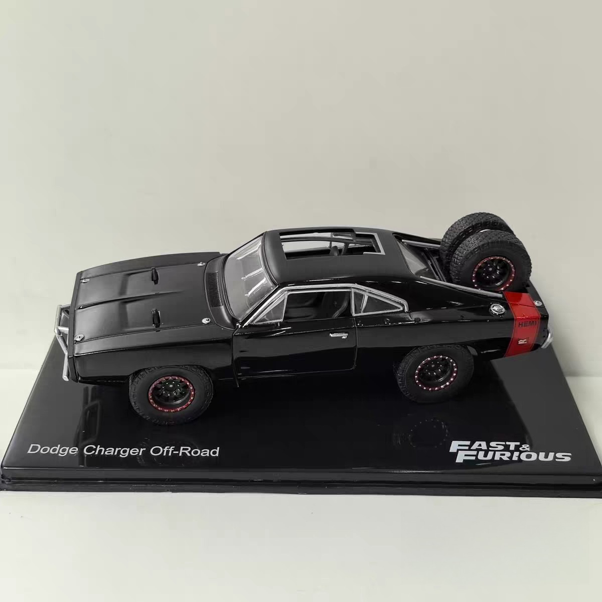 Diecast DEA 1:43 Scale CHARGER - đánh giá và giá Car Charger