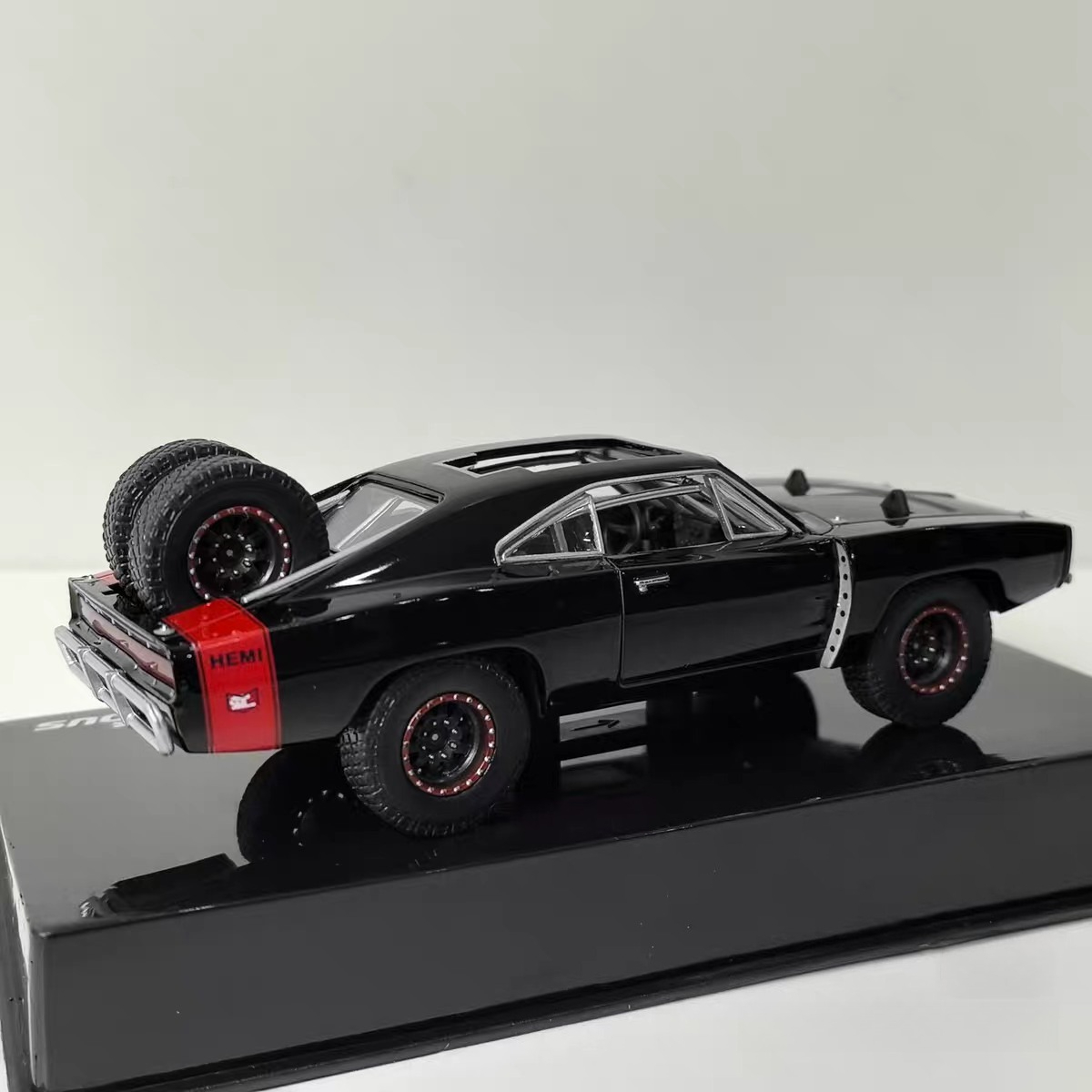 Diecast DEA 1:43 Scale CHARGER - đánh giá và giá Car Charger